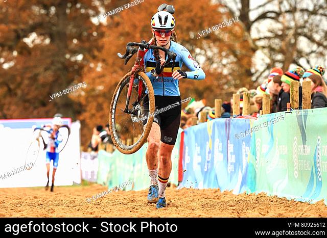 Belgian Shanyl De Schoesitter pictured in action during the women's Junior race of the World Cup cyclocross cycling event in Dublin, Ireland