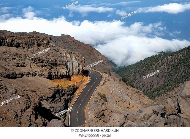 Pass road on La Palma