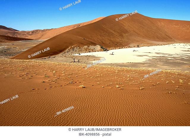 Sand dunes, Hidden Vlei, Namib Desert, Namib Naukluft Park, Namibia