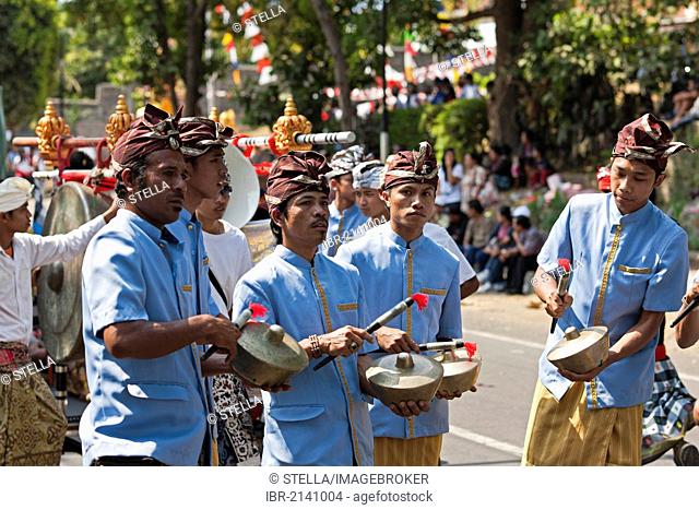 Gamelan orchestra, Singaraja, North Bali, Bali, Indonesia, Southeast Asia, Asia