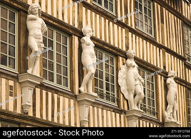 France, Normandie, Rouen, half timbered house, traditional architecture,