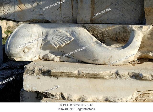 Naval monument, Cyrene, UNESCO World Heritage Site, Libya, North Africa, Africa