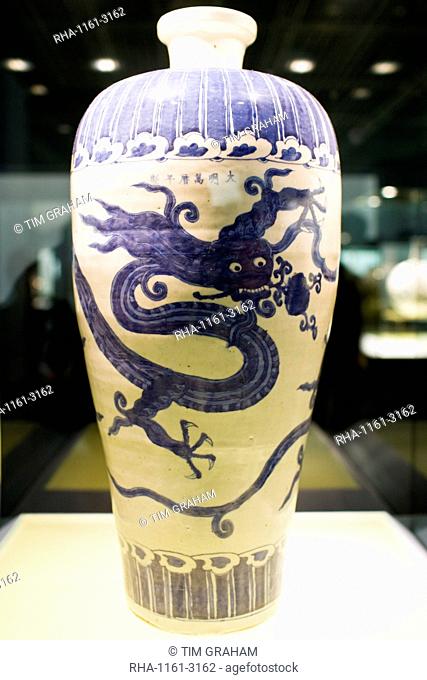 Ming vase on display in the Shanghai Museum, China