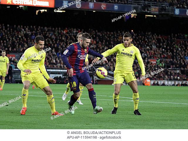 2015 La Liga FC Barcelona v Villareal Feb 1st. 01.02.2015. Barcelona, Spain. La Liga. FC Barcelona versus Villareal. Jordi Alba controls the ball near Giovani...