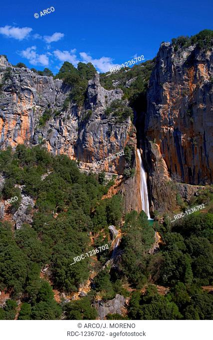 Linarejos waterfall, Cerrada del Utrero, River Guadalquivir source, Sierra de Cazorla Segura and Las Villas Natural Park, Jaen province, Andalucia, Spain