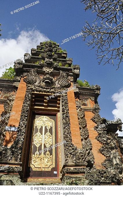 Ubud (Bali, Indonesia): a Hindu's temple near the Ubud Palace
