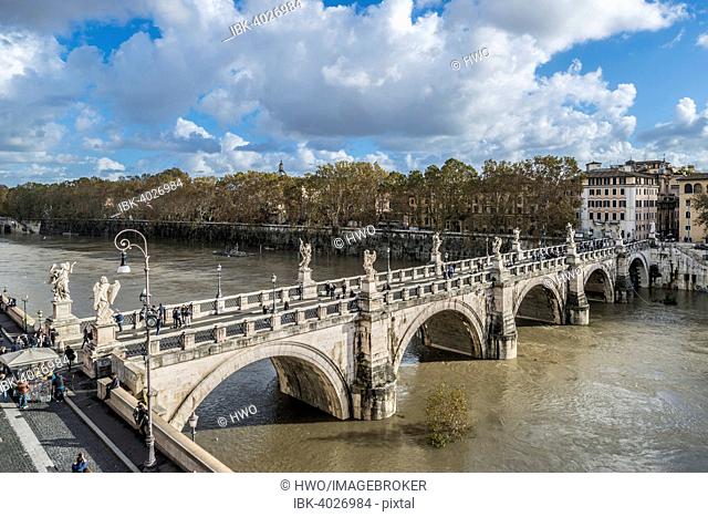 Ponte Sant'Angelo, Tiber with high water, Rome, Lazio, Italy