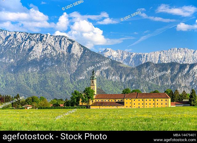 Germany, Bavaria, county Rosenheim, Oberaudorf, monastery Reisach against Kaiser mountains