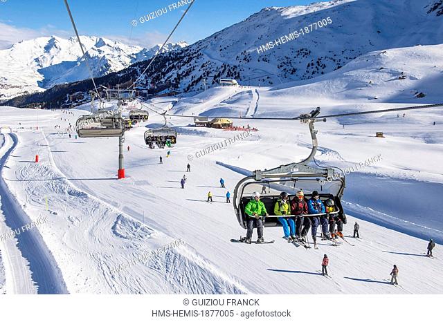 France, Savoie, Vanoise massif, valley of Haute Tarentaise, Les Arcs, part of the Paradiski area with over 425 km of ski slopes, the chairlift Arcabulle