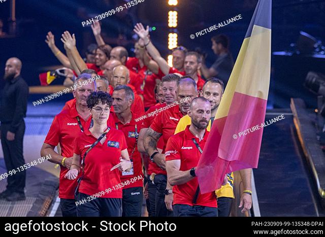 09 September 2023, North Rhine-Westphalia, Duesseldorf: Entry of the teams at the opening of the 6th Invictus Games, here team Belgium
