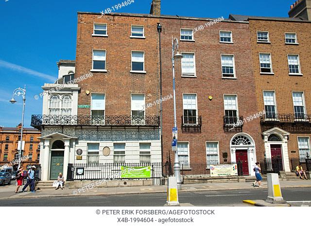 Former residence of Oscar Wilde now housing American College Dublin Merrion Square central Dublin Ireland Europe