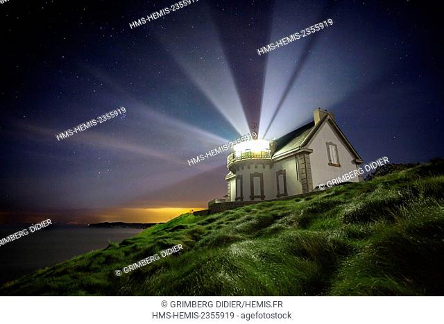 France, Finistere, Cap Sizun, Pointe du Millier, Millier lighthouse rays in the night, Great National Location
