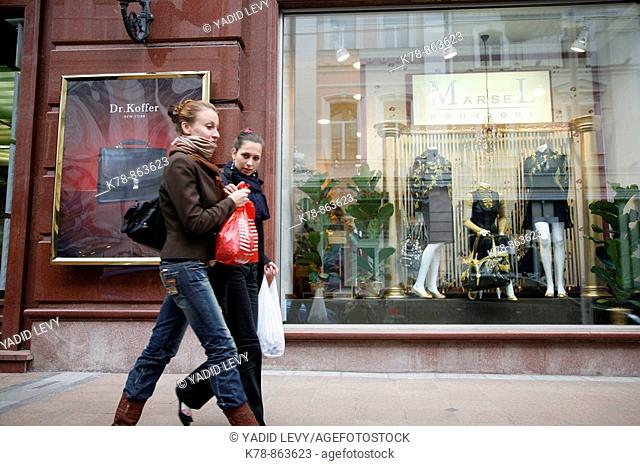 Sep 2008 - Women walking by a shop along Nikolskaya Ulitsa street, Moscow, Russia