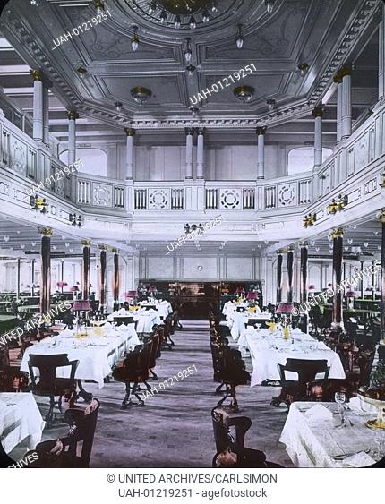 The maiden voyage of the Titanic - on board of the Titanic liner - luxury dining hall. 10. April 1912. Carl Simon Archive