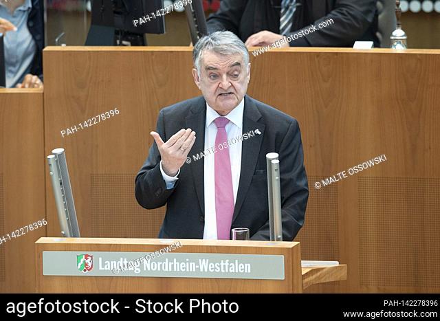 Herbert REUL, CDU, Minister of the Interior, Minister of the Interior of the State of North Rhine-Westphalia, , during his speech