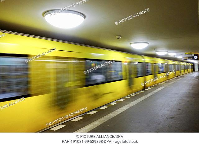 26 October 2019, Berlin: A subway line 8 arrives late in the evening at the subway stop ""Moritzplatz"" in the Kreuzberg district
