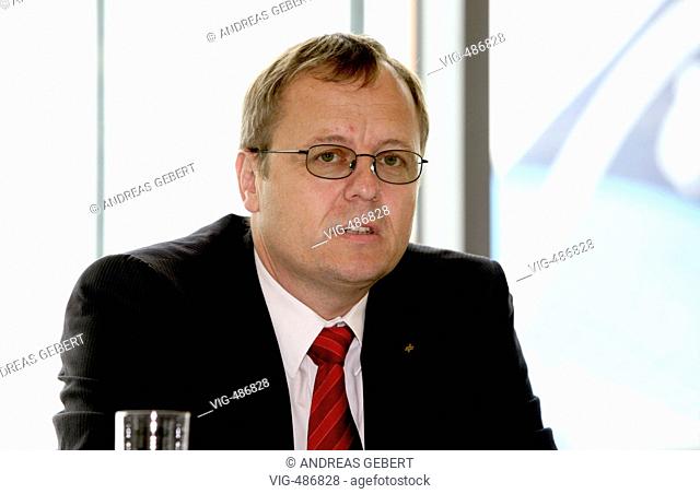 Germany, Cologne, 06.09.2007, Professor Dr. Johann-Dietrich WOERNER, chairman of the board of directors of the German Aerospace Center ( DLR ) during a press...