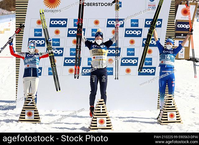 25 February 2021, Bavaria, Oberstdorf: Nordic skiing: World Championships, cross-country, sprint classic, women. Winner Jonna Sundling (M) from Sweden cheers at...