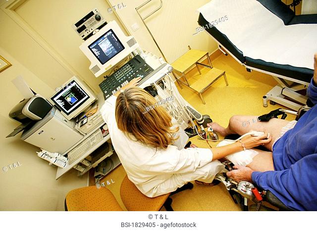 DOPPLER TEST OF A VEIN<BR>Photo essay from hospital