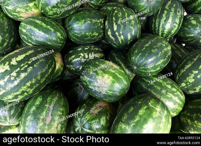 RUSSIA, MOSCOW - AUGUST 5, 2023: A street vendor sells watermelons in Tishinskaya Square. Sergei Fadeichev/TASS