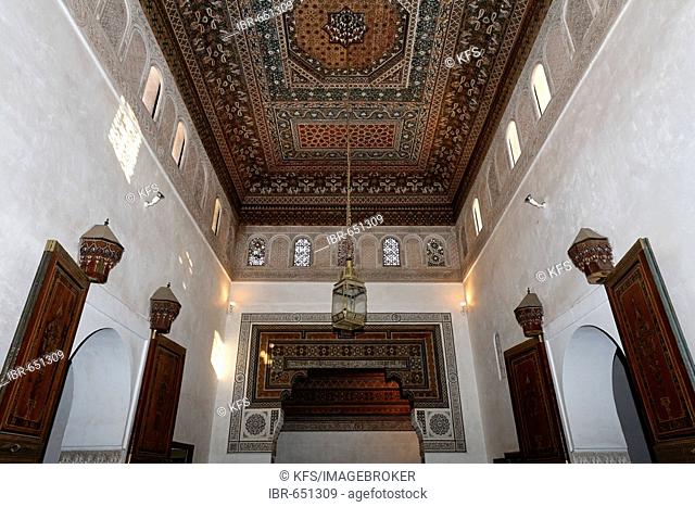 Magnificent hall with colourful painted wooden ceiling, Palais de la Bahia, Medina, Marrakech, Morocco, Africa