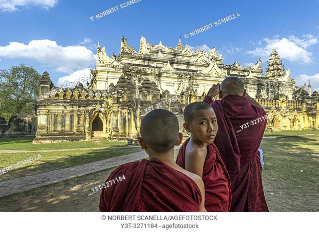 Myanmar (ex Birmanie). Inwa region of Mandalay. Maha Aungmye Bonzan Monastery, ancient city of Inwa or Ava