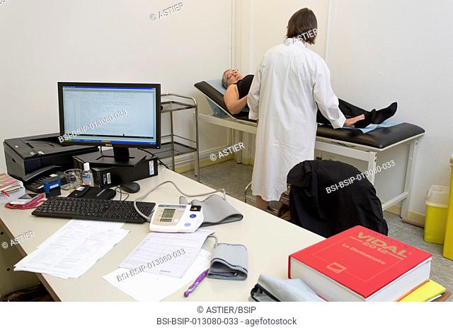 To be used in the context of the reportage only. Reportage on the medical check-up process in the Health Education and Prevention Centre in Lille's Institut...
