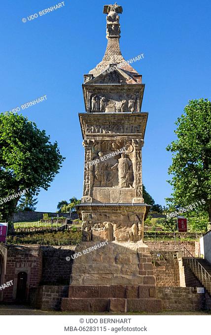 Europe, Germany, Rhineland-Palatinate, the Moselle, Moselle valley, Trier, Igeler pillar in the village Igel, pillar monument from red sandstone
