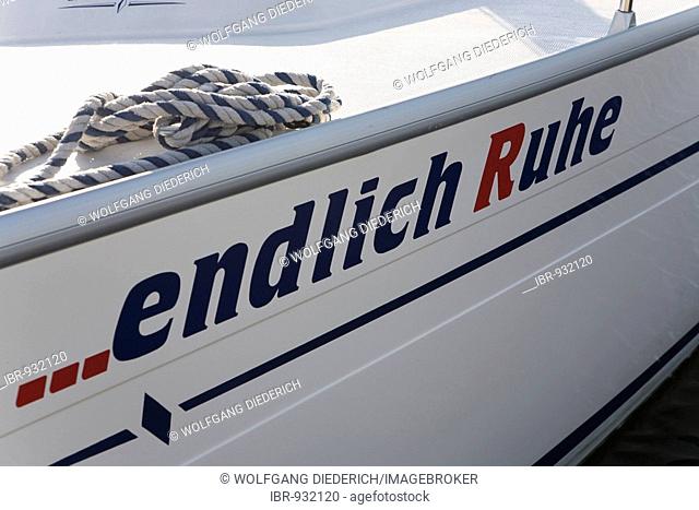 Boats name, endlich Ruhe, peace at last, on a yacht, Flensburg, Schleswig-Holstein, Northern Germany, Germany, Europe