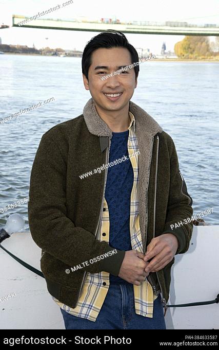 Actor Aaron LE plays the role of Hui Ko, shooting for 12 new episodes ""Die Rentnercops"", Cologne, November 15, 2022. - Cologne/NRW/Deutschland