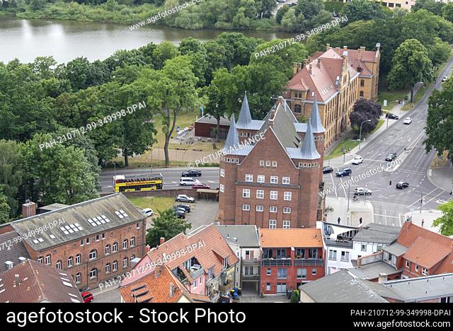 23 June 2021, Mecklenburg-Western Pomerania, Stralsund: View from the St.-Marien-Church to buildings of the old town and the Knieperteich