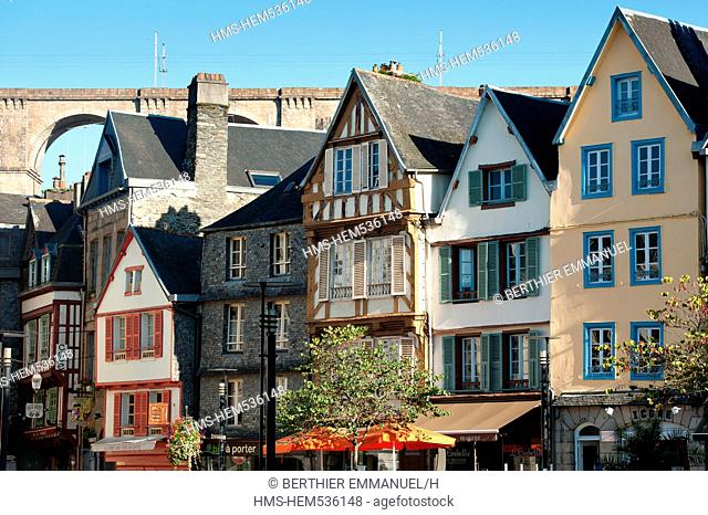 France, Finistere, Morlaix, houses in Rue au fil