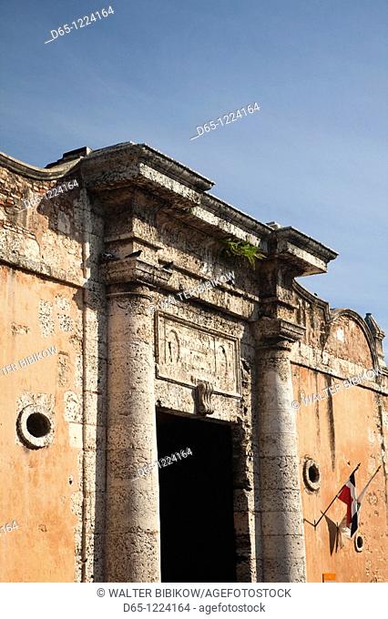 Dominican Republic, Santo Domingo, Zona Colonial, Fortaleza Ozama, oldest colonial military building in the New World, b 1502, main gate