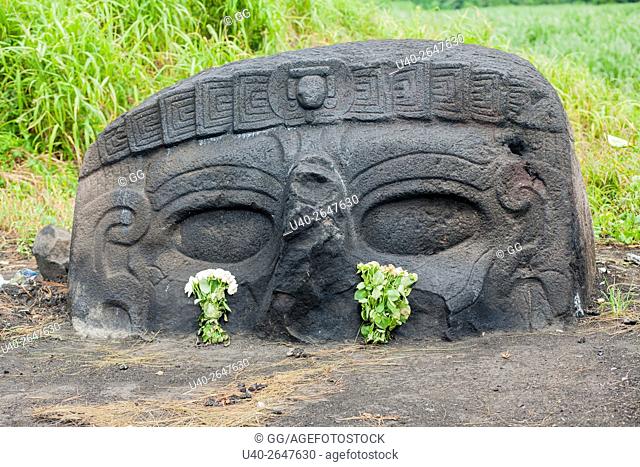 Guatemala, El Baul, Mayan stone head