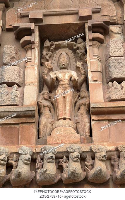 Lord Vishnu with Sri-devi, Bhu-devi, lower niche on the southern wall, Brihadisvara Temple, Tanjore, Tamil Nadu, India