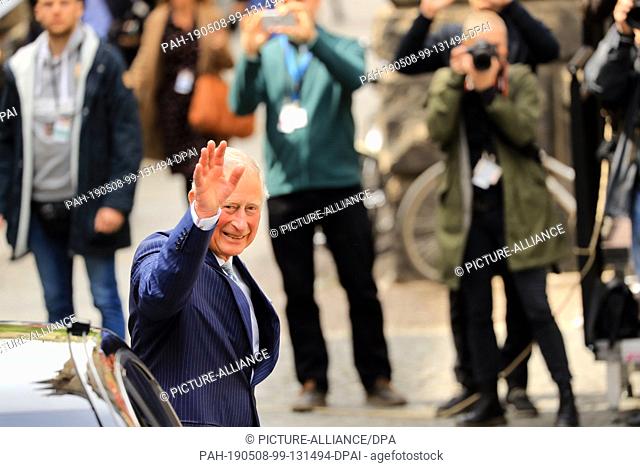 08 May 2019, Saxony, Leipzig: The British heir to the throne Prince Charles and his wife Camilla visit Leipzig on the second day of their trip to Germany