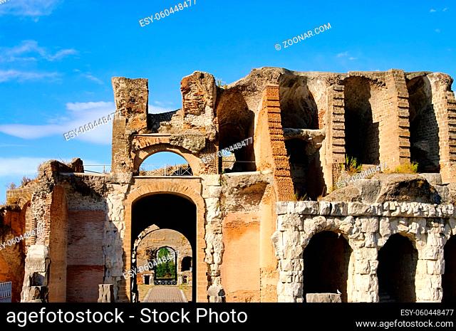 Capua Amphitheater - Capua amphitheatre 04