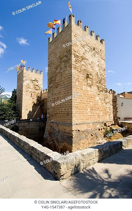 Mallorca, Alcudia, Citadel, Old Town, Fortifications, Towers, Entrance Gate