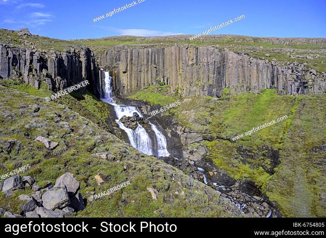 Basalt walls at Studlafoss, waterfall round Laugafell hut, Fljótsdalur, Austurland, Iceland, Europe