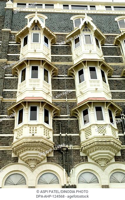 Corner balcony of the old Taj Hotel at Gateway of India ; Chatrapati Shivaji Udyan ; Apollo Bunder ; Bombay Mumbai ; Maharashtra ; India ; A