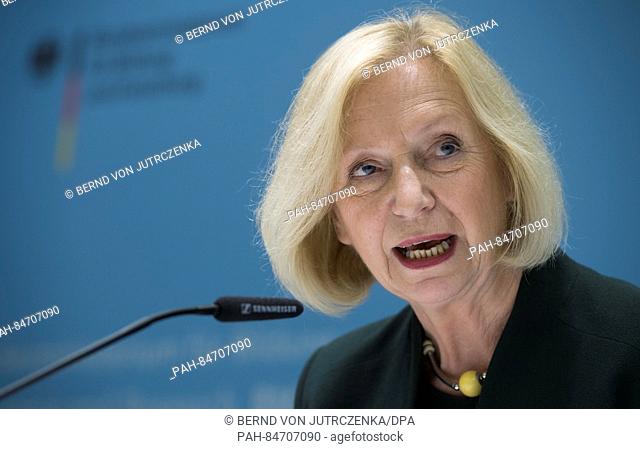 Minister of Education Johanna Wanka spoke out for an educational offensive for the digital knowledge-based society at a press conference in the Federal Ministry...