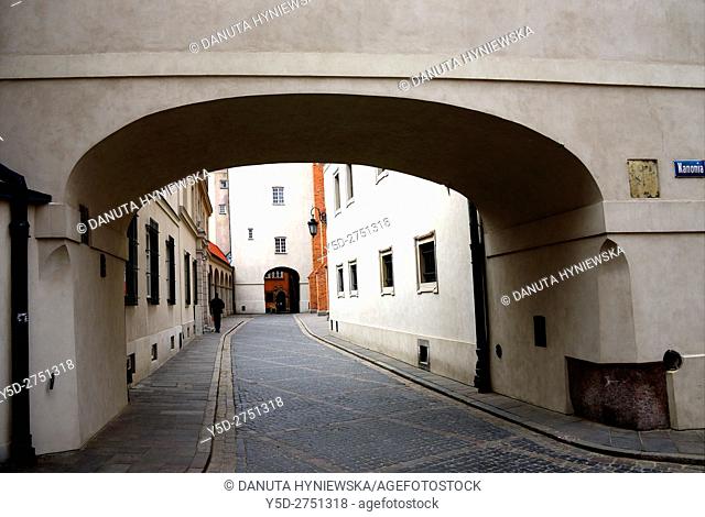 Dziekania street seen from Kanonia Street, on right side facade of St John's Archcathedral - Archikatedra Sw. Jana, Old Town - UNESCO World Heritage Site