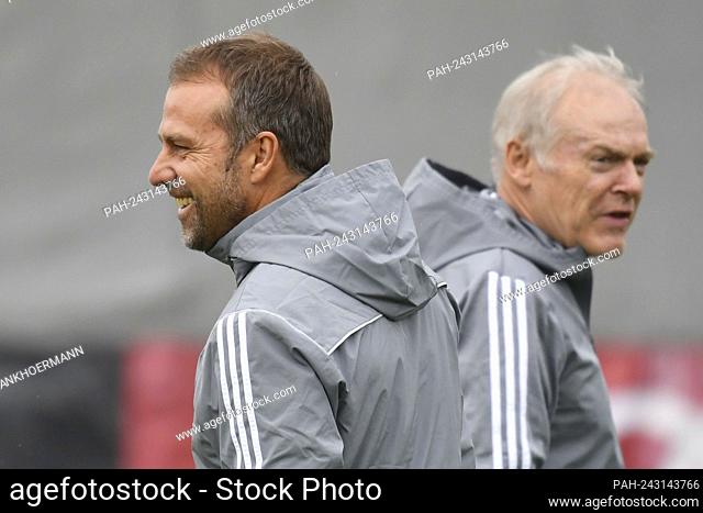 HANSI FLICK READY TO TAKE BAVARIAN LEGEND HERMANN GERLAND TO THE DFB. Archive photo: from left: Hans Dieter (Hansi) FLICK (Co coach FCB), Hermann GERLAND