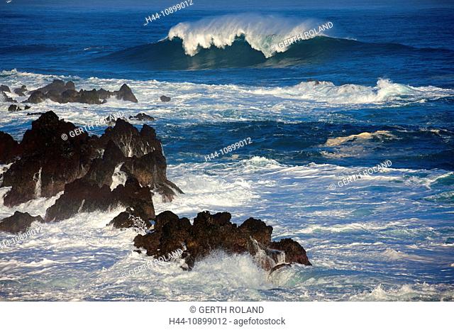 Porto Moniz, Portugal, Europe, Madeira, coast, sea, Atlantic, water, waves, foam, element, natural force, energy, rock, cliff, lava rock
