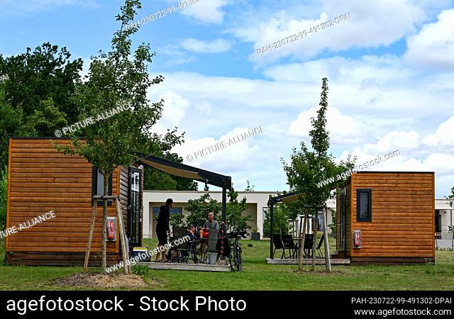 PRODUCTION - 20 July 2023, Brandenburg, Prenzlau: The still fairly new Sonnenkap campground in Prenzlau in the Uckermark region offers comfortable glamping...