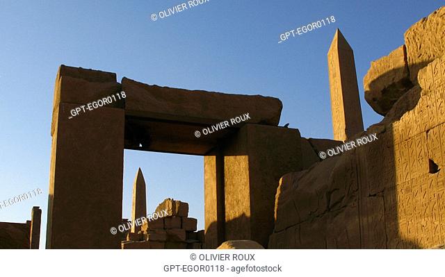 THE TEMPLE OF KARNAK, DEDICATED TO THE WORSHIP OF THE GOD AMON, DIVINE CREATOR OF THEBES, THE TWO OBELISKS, THE SMALLER ONE 23 METERS FOR TOUTHMOSIS 1 AND THE...