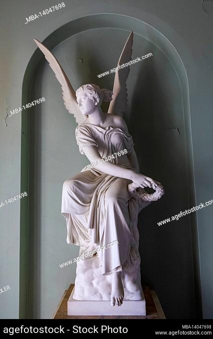 england, isle of wight, east cowes, osborne house, the palatial former home of queen victoria and prince albert, marble statue of female winged victory by...