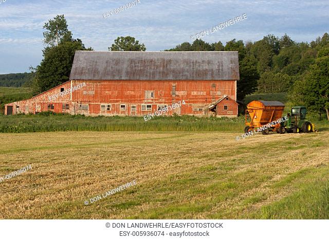 Old weathered barn, Stowe, Vermont, USA