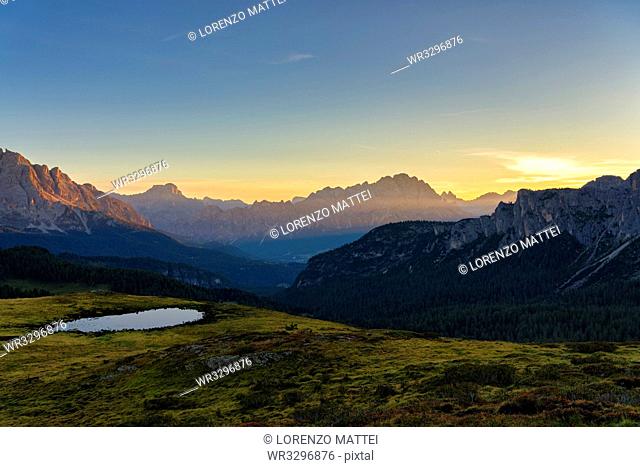 Giau Pass, Croda del Becco, and Cristallo at sunrise, Dolomites, Veneto, Italy, Europe