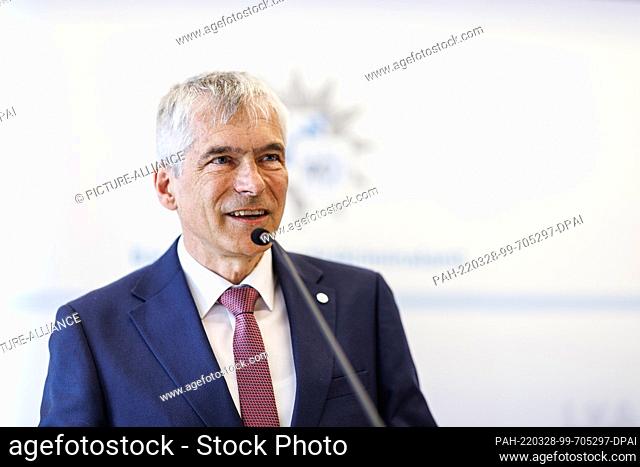28 March 2022, Bavaria, Munich: Guido Limmer, Police Headquarters Swabia South/West, speaks at a press conference to provide information on current developments...